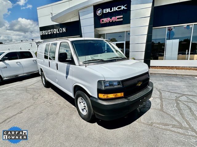 2022 Chevrolet Express Base