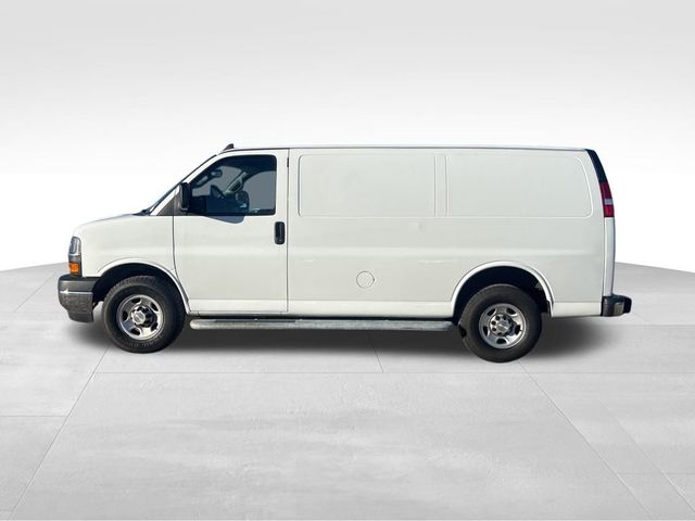 2022 Chevrolet Express Base