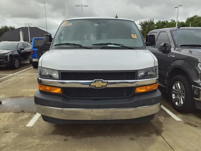 2022 Chevrolet Express Base