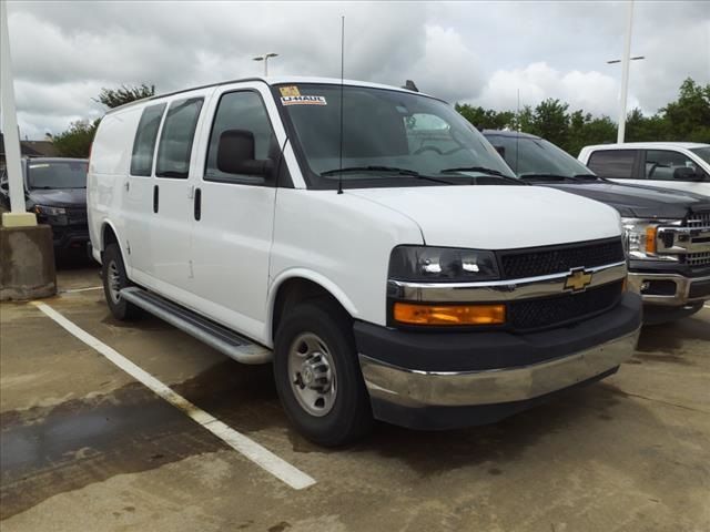 2022 Chevrolet Express Base