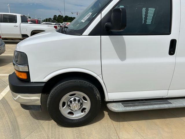 2022 Chevrolet Express Base