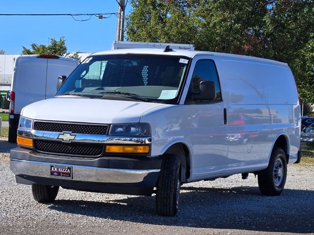 2022 Chevrolet Express Base