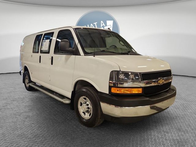 2022 Chevrolet Express Base