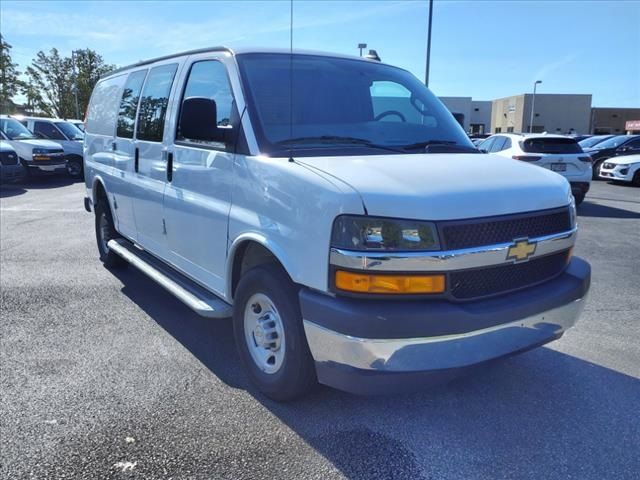 2022 Chevrolet Express Base