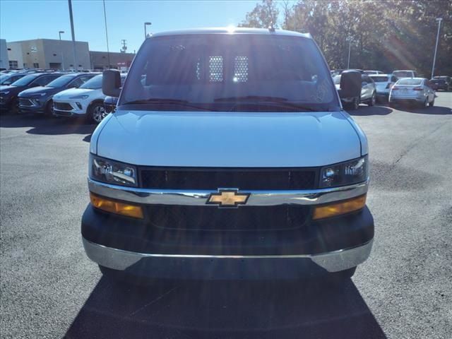 2022 Chevrolet Express Base