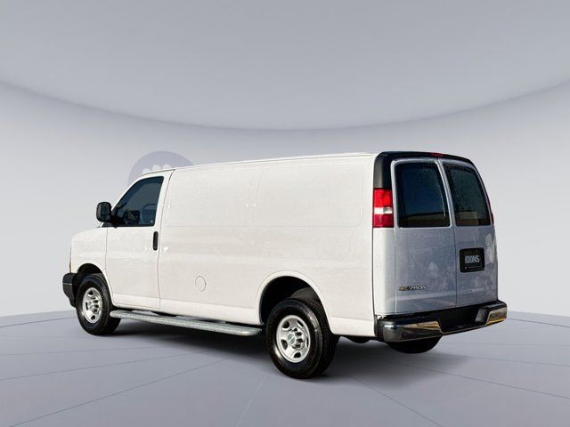 2022 Chevrolet Express Base