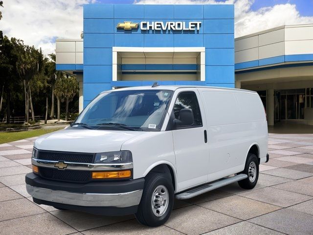 2022 Chevrolet Express Base