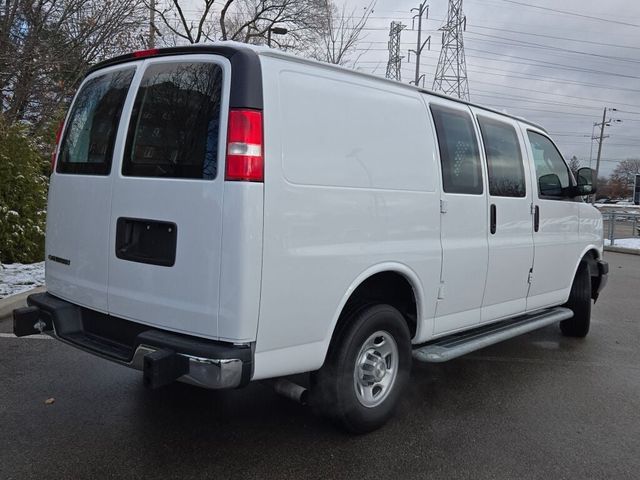 2022 Chevrolet Express Base