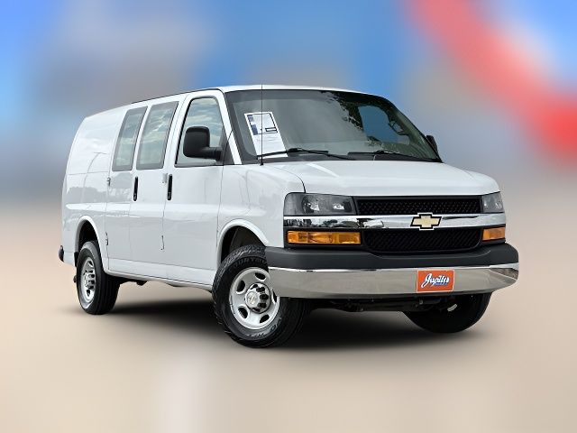 2022 Chevrolet Express Base