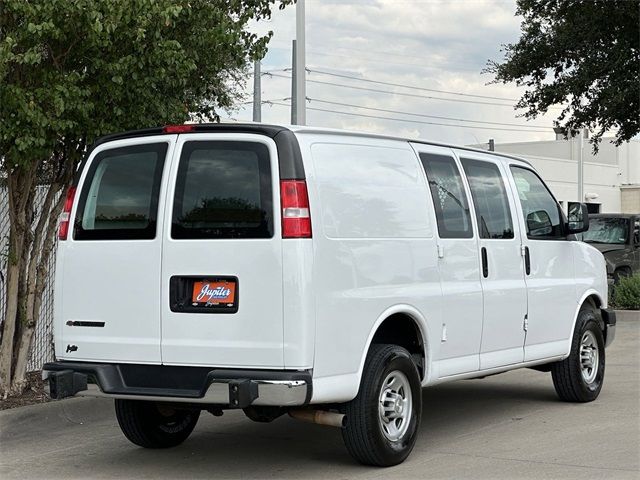 2022 Chevrolet Express Base