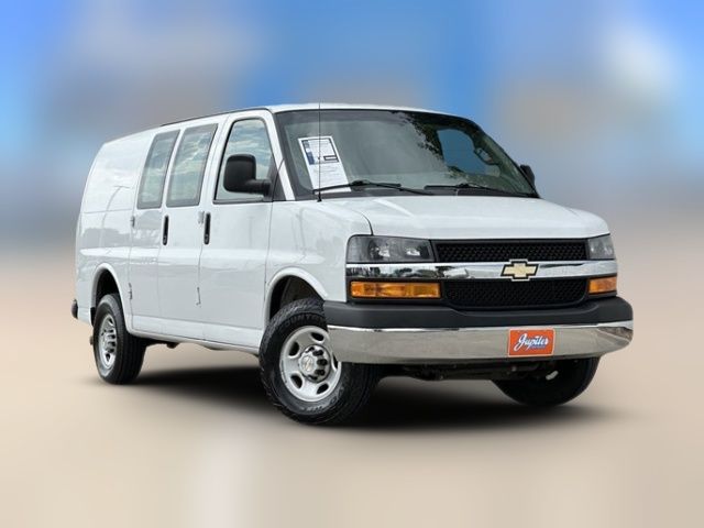 2022 Chevrolet Express Base