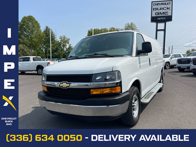 2022 Chevrolet Express Base