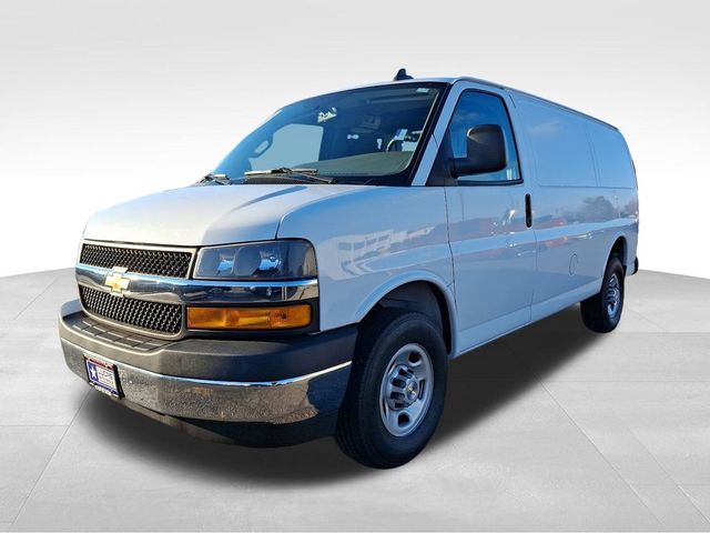 2022 Chevrolet Express Base