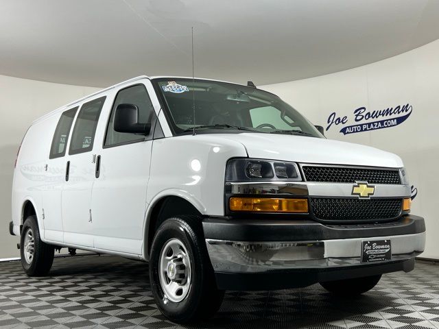 2022 Chevrolet Express Base