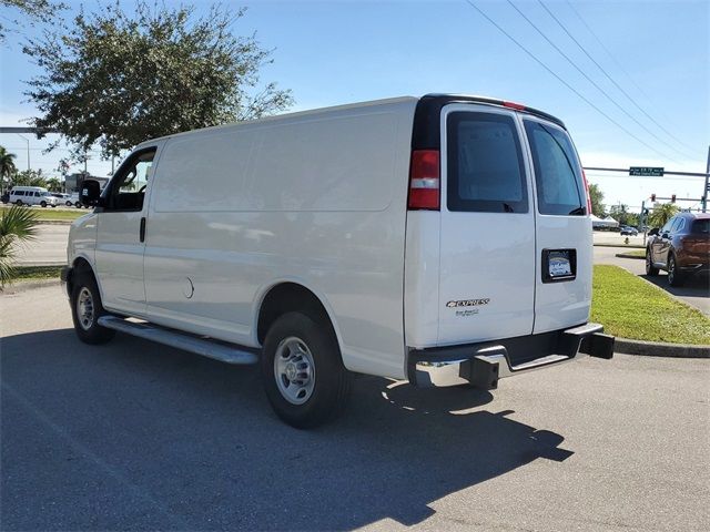 2022 Chevrolet Express Base