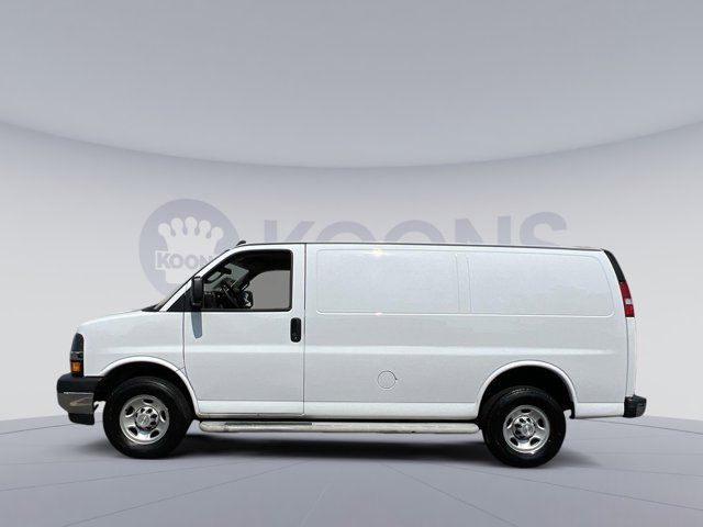 2022 Chevrolet Express Base