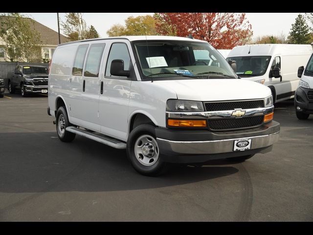 2022 Chevrolet Express Base