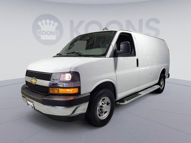 2022 Chevrolet Express Base