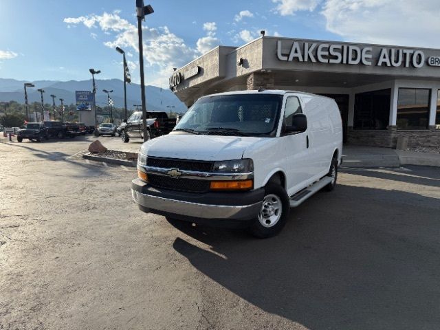 2022 Chevrolet Express Base