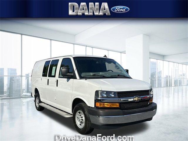 2022 Chevrolet Express Base