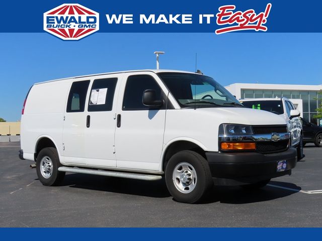 2022 Chevrolet Express Base