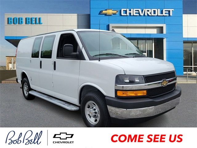 2022 Chevrolet Express Base