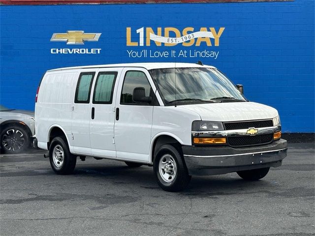 2022 Chevrolet Express Base