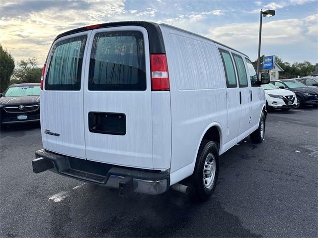 2022 Chevrolet Express Base