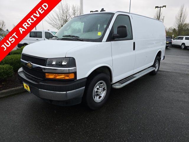 2022 Chevrolet Express Base