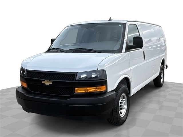 2022 Chevrolet Express Base