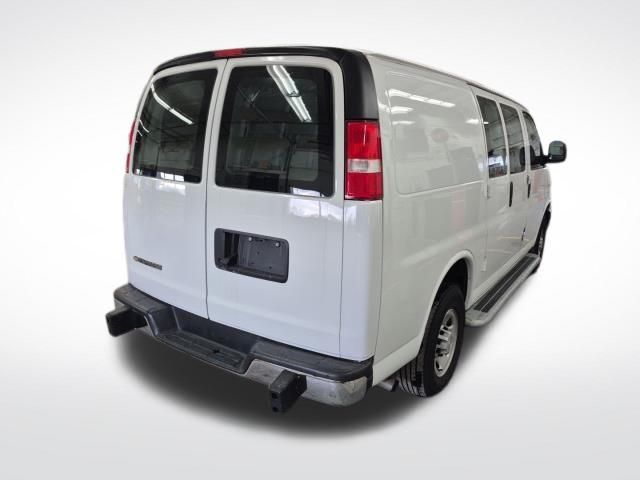 2022 Chevrolet Express Base