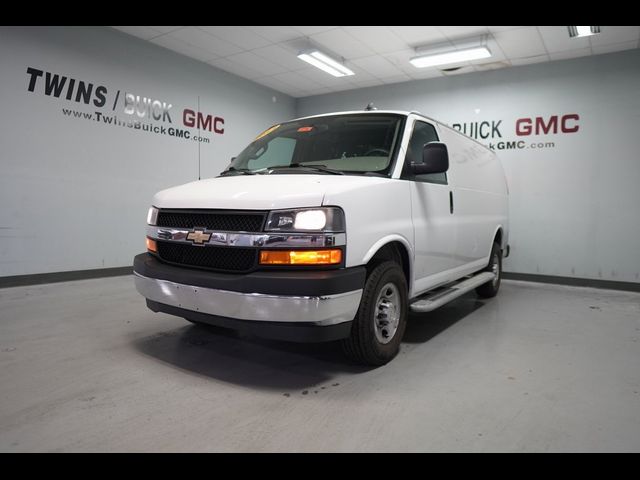 2022 Chevrolet Express Base