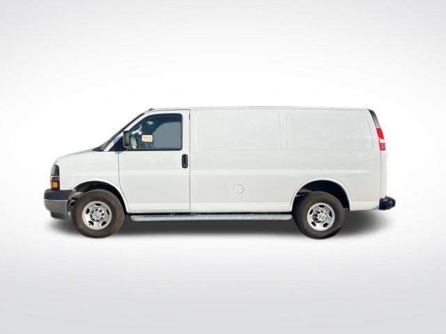 2022 Chevrolet Express Base