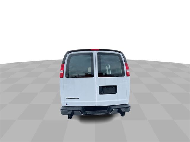 2022 Chevrolet Express Base