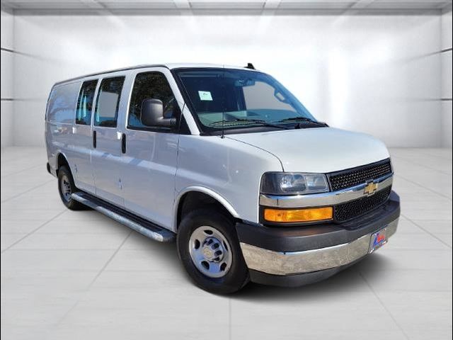 2022 Chevrolet Express Base