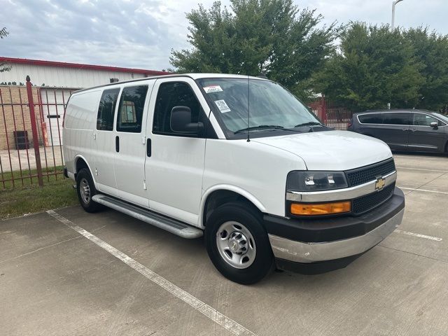 2022 Chevrolet Express Base