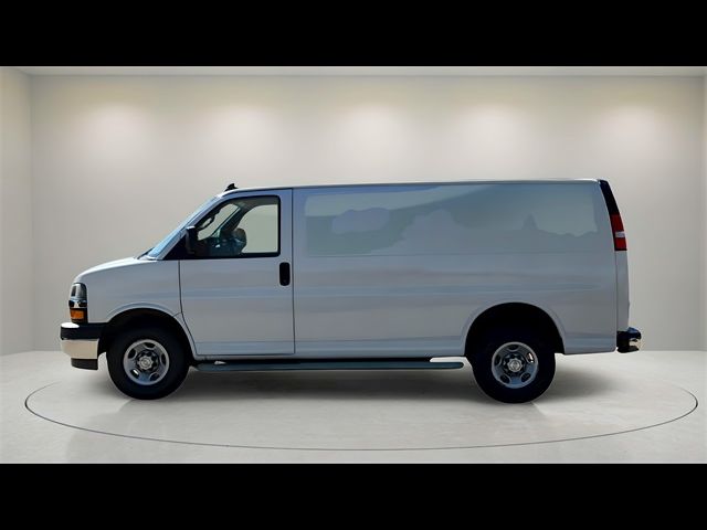 2022 Chevrolet Express Base