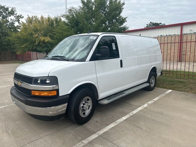 2022 Chevrolet Express Base