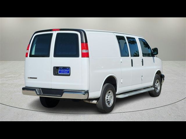 2022 Chevrolet Express Base