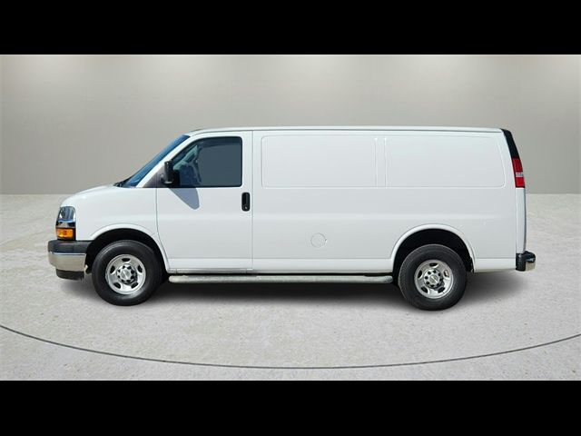 2022 Chevrolet Express Base