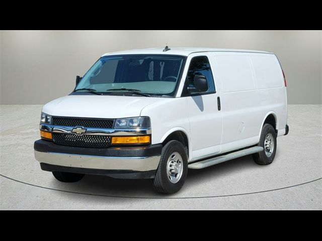 2022 Chevrolet Express Base