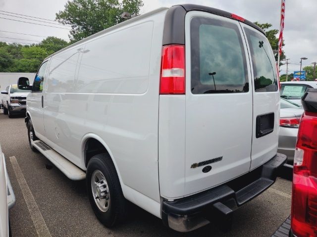 2022 Chevrolet Express Base