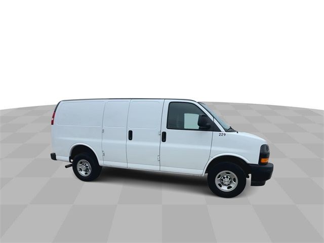 2022 Chevrolet Express Base