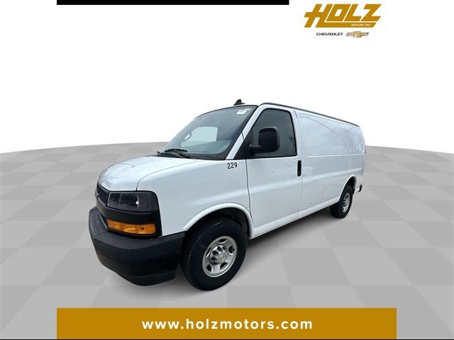 2022 Chevrolet Express Base