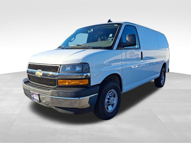 2022 Chevrolet Express Base