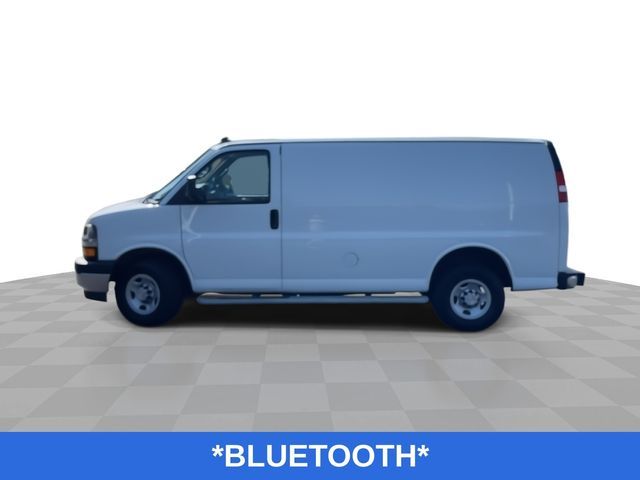 2022 Chevrolet Express Base