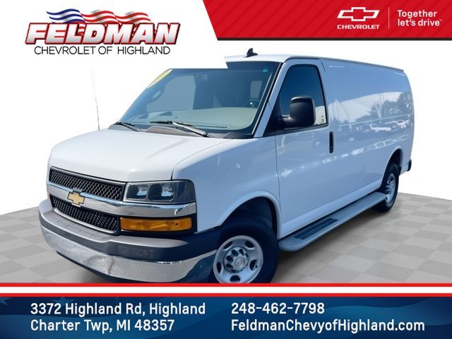 2022 Chevrolet Express Base