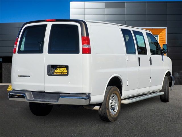 2022 Chevrolet Express Base