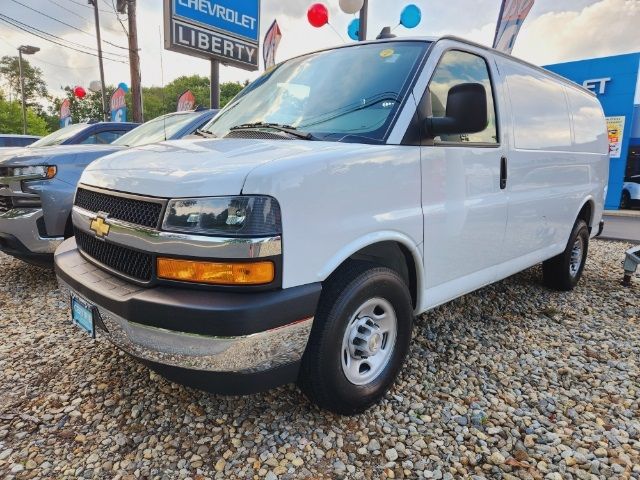 2022 Chevrolet Express Base