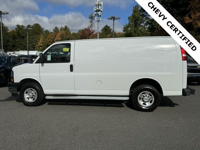 2022 Chevrolet Express Base